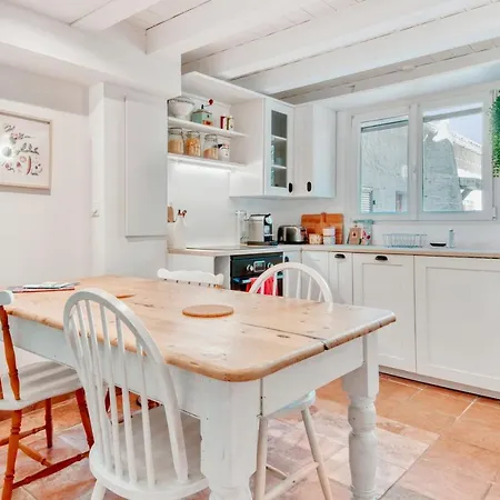 Holiday home Maison De La Grande Bastide - Welkeys *