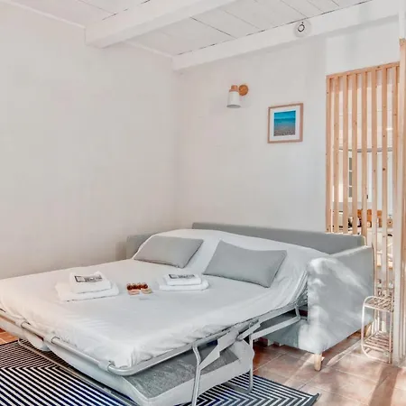Holiday home Maison De La Grande Bastide - Welkeys